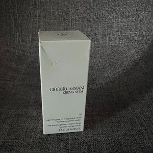 Giorgio Armani Crema Nuda Supreme Glow Reviving Tinted Cream Color 03